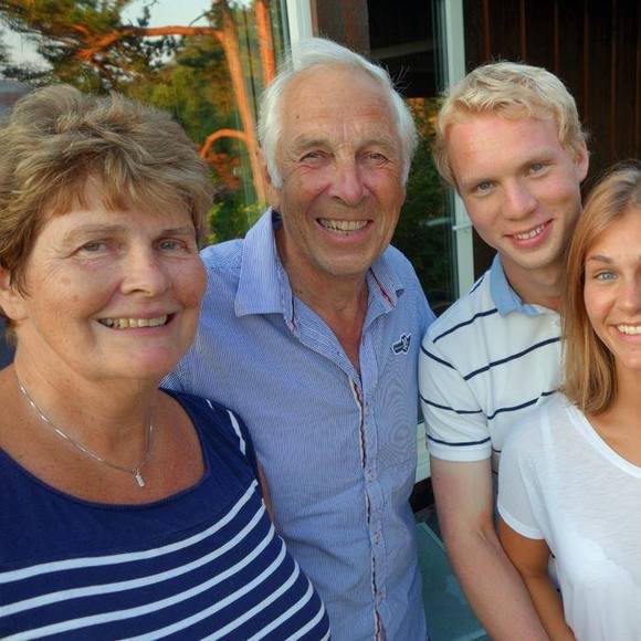 Meet your Posher, Jim - Picture 1 of 1